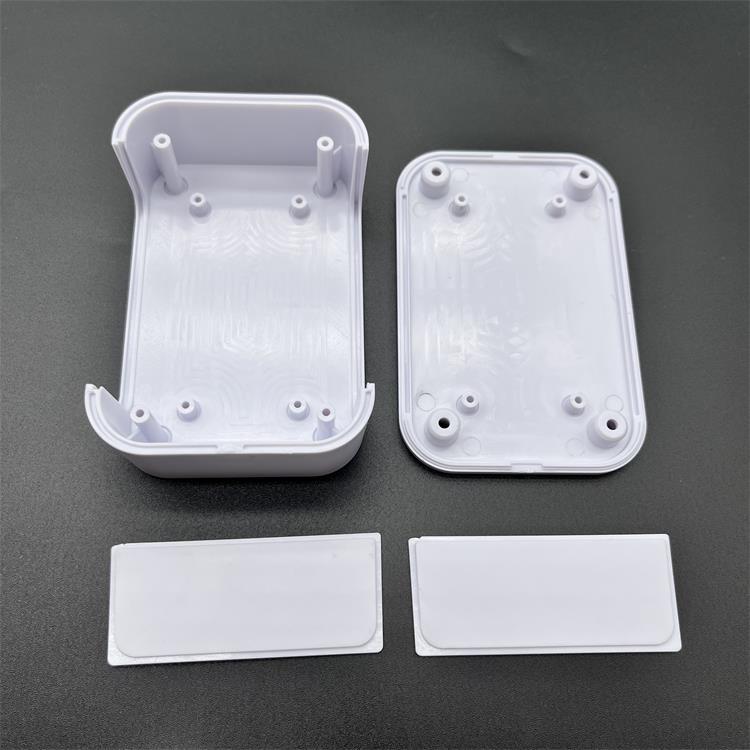 router housing injection molding (4)