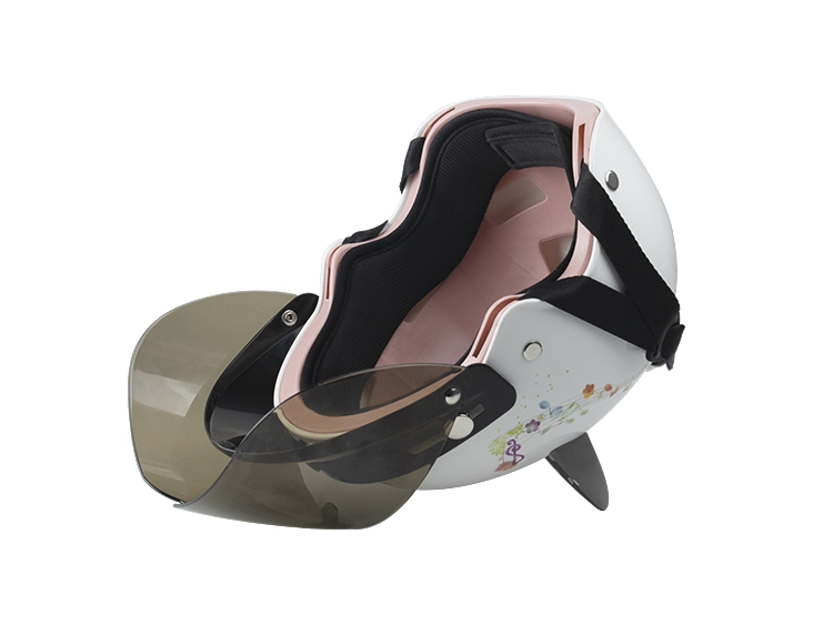 女電動(dòng)車頭盔四季可愛半盔安全帽現(xiàn)貨